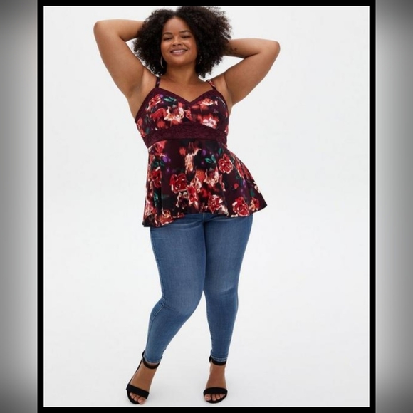 TORRID☆Scuba Lace Peplum Top - Picture 3 of 5